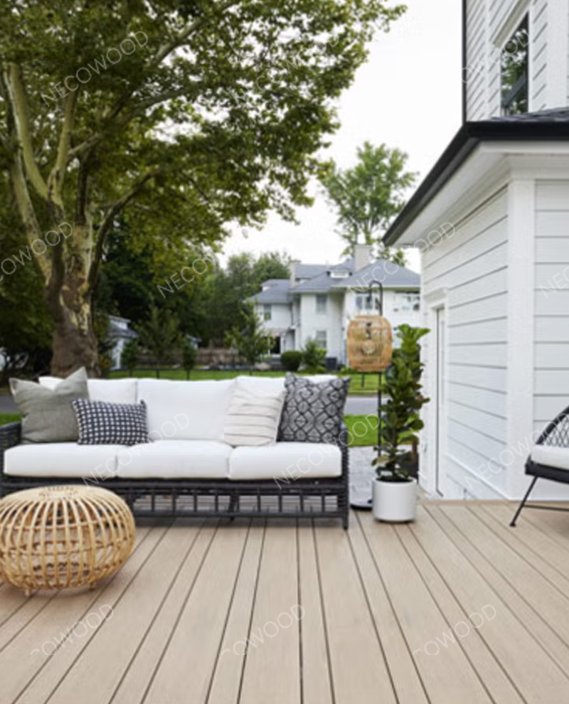 Cung cấp sàn composite số lượng lớn & OEM cho các nhà phân phối Kuwait