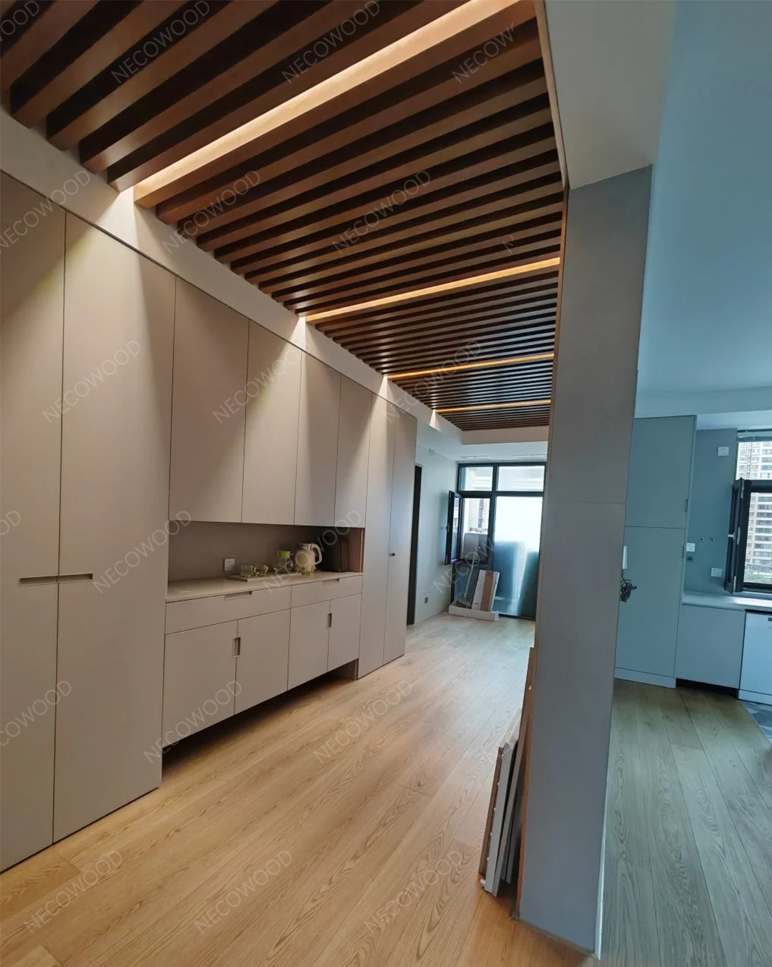 NECOWOOD hoàn thành dự án trần WPC thực tế ở Miami: 8 tháng, độ ẩm 85%, không cần bảo trì NECOWOOD hoàn thành dự án trần WPC thực tế ở Miami: 8 tháng, độ ẩm 85%, không cần bảo trì